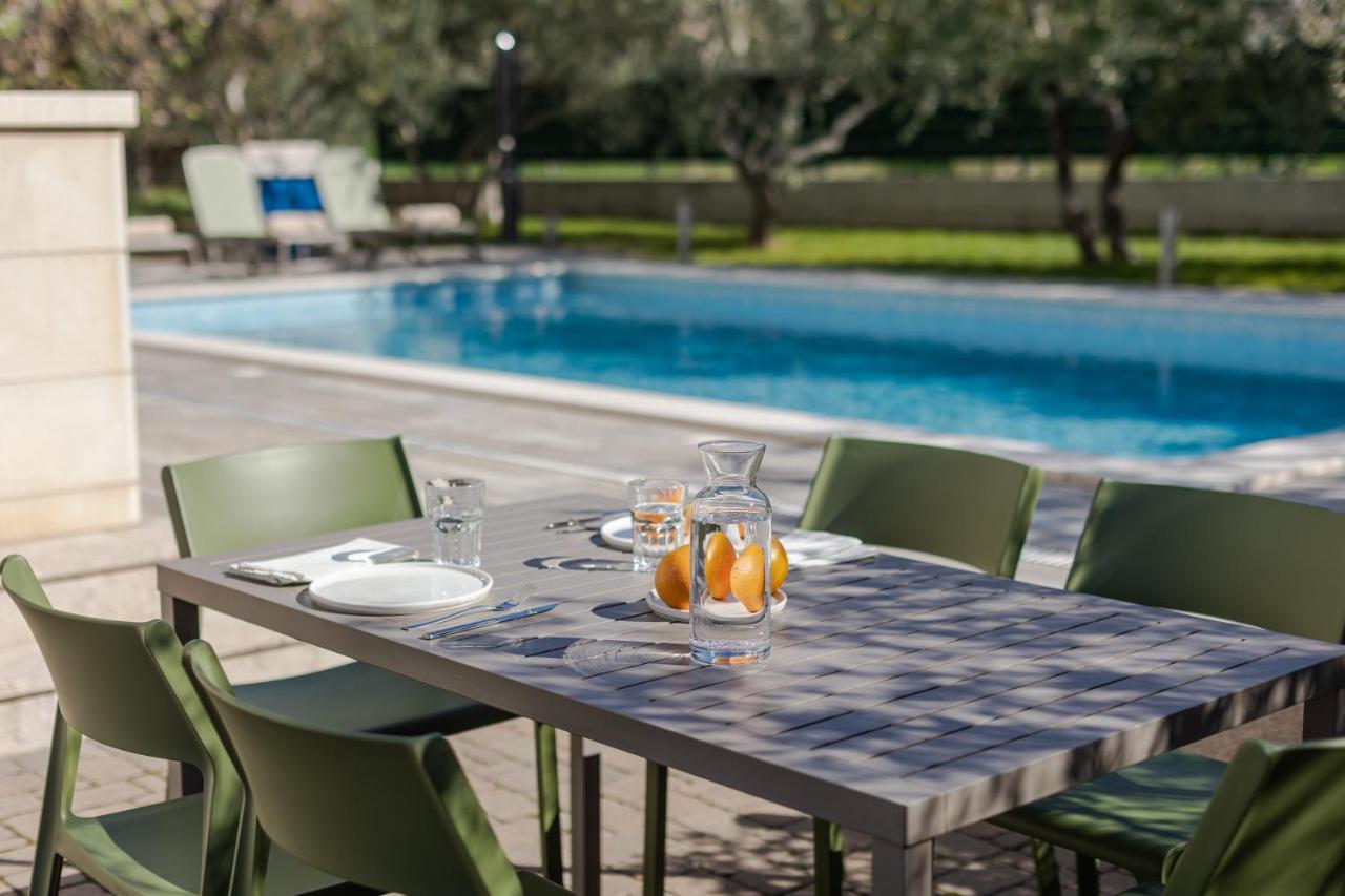 The Olive Poolhouse Apartamento Split Exterior foto
