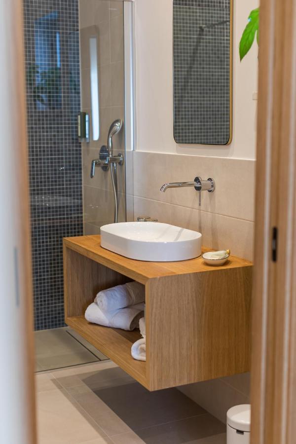 The Olive Poolhouse Apartamento Split Exterior foto